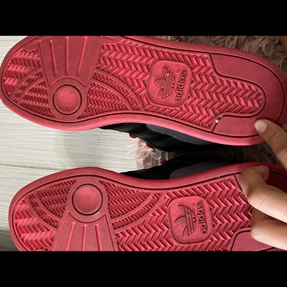 Shoes - Picture 4 of 4